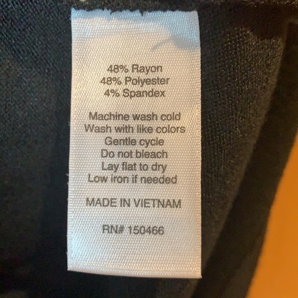 Market & Spruce Vreelan Side Knot Knit Top - Picture 5 of 6